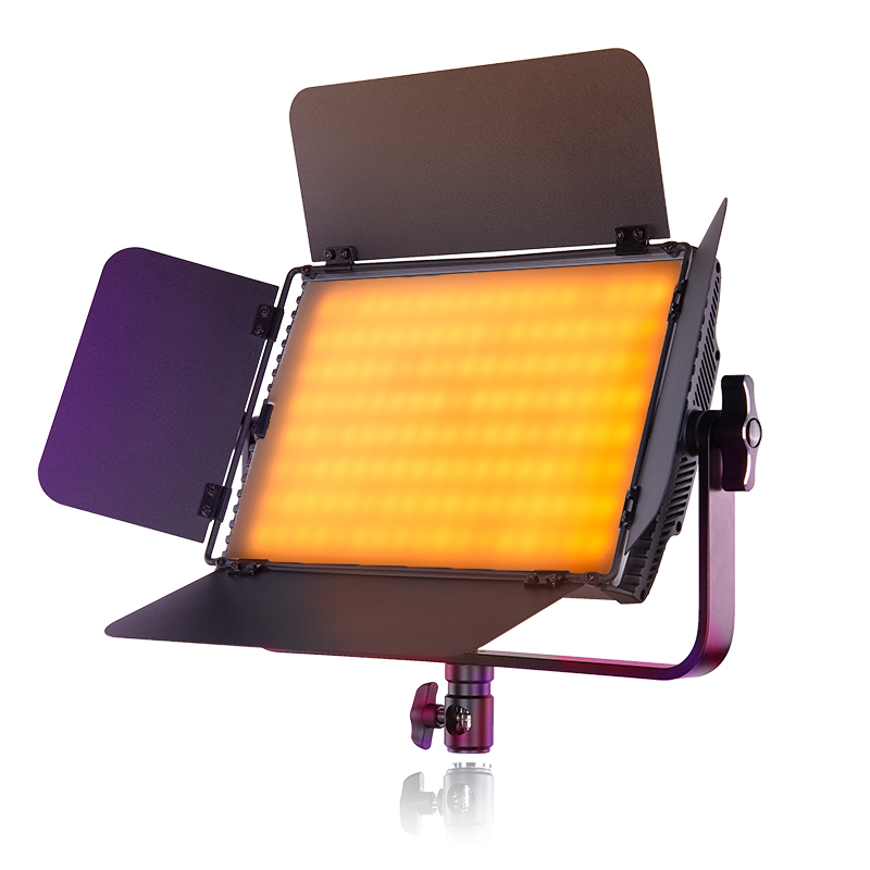 Zoom Lighting Kit - طقم إضاءة للتصوير الفوتوغرافي RA96 RGB
